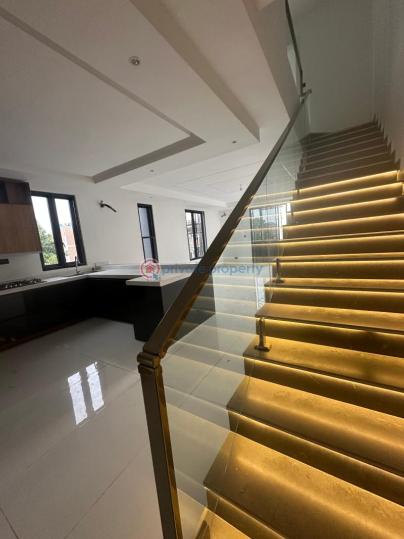 2 bedroom Maisonette For Sale Admiralty Lekki Phase 1 Lagos - 17