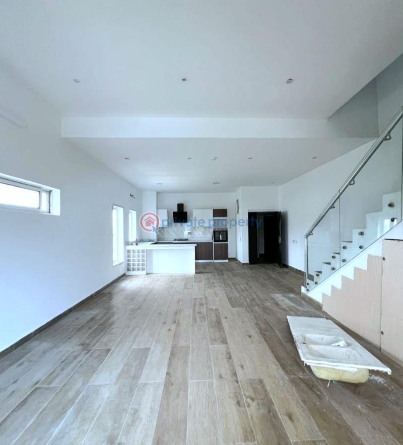 2 bedroom maisonette for sale - 5 2 bedroom Maisonette For Sale Oniru Victoria Island Lagos - 5