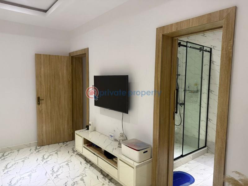 2 bedroom Block Of Flats For Rent Lekki Phase 1 (off Admiralty) Lekki Phase 1 Lagos - 6