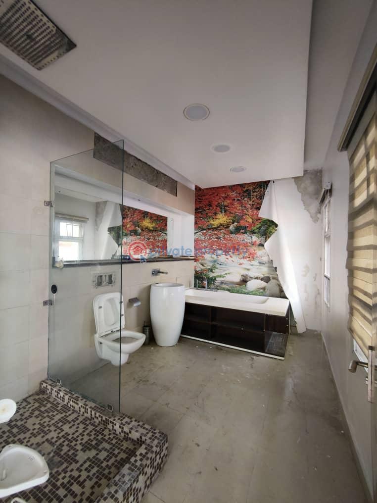 2 bedroom Shared Apartment For Rent Lekki Phase 1 Lagos - 4