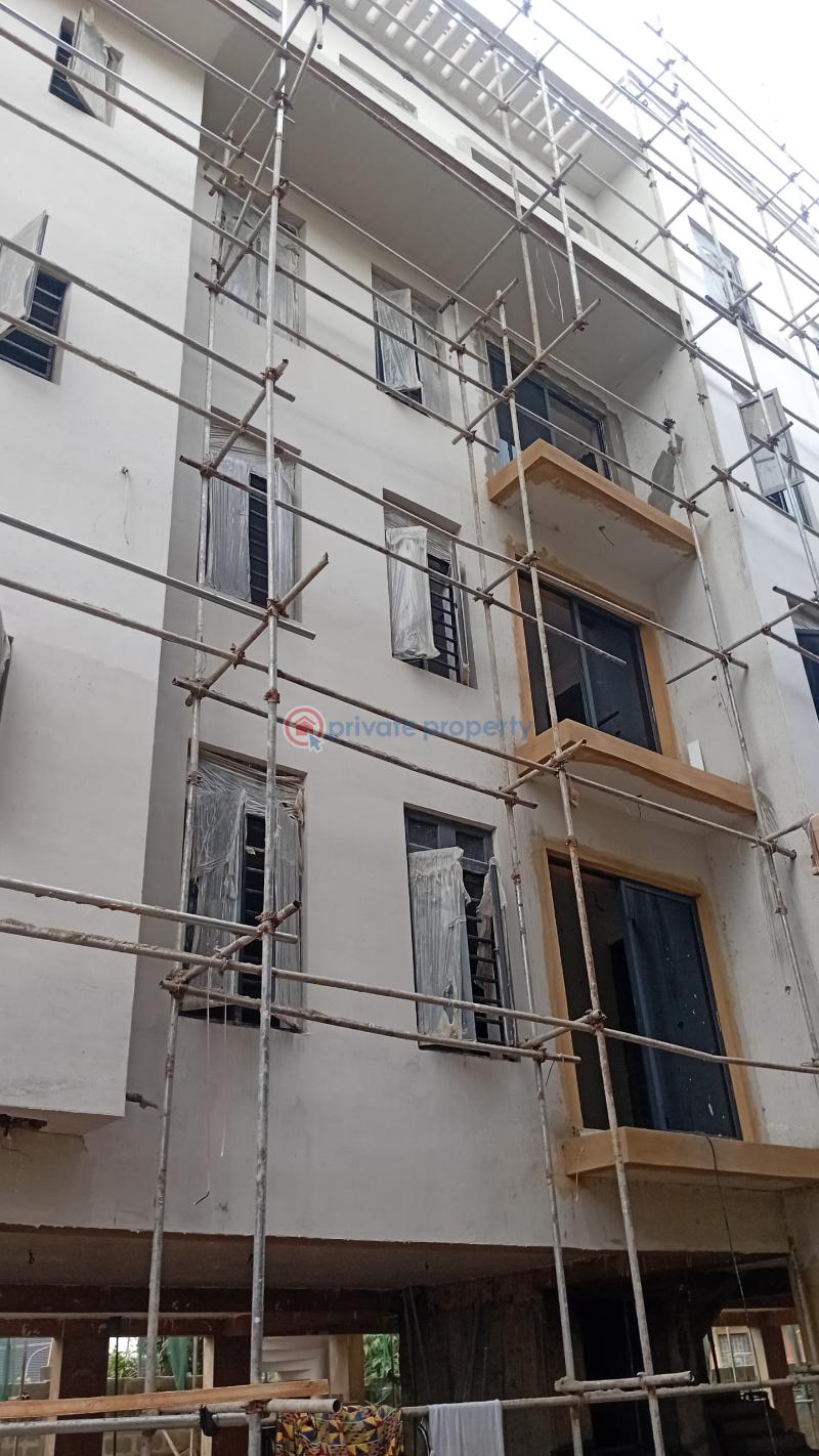 2 bedroom Shared Apartment For Sale . Shonibare Estate Maryland Lagos - 4
