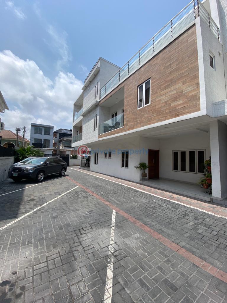 2 bedroom Block Of Flats For Rent Lekki Lagos