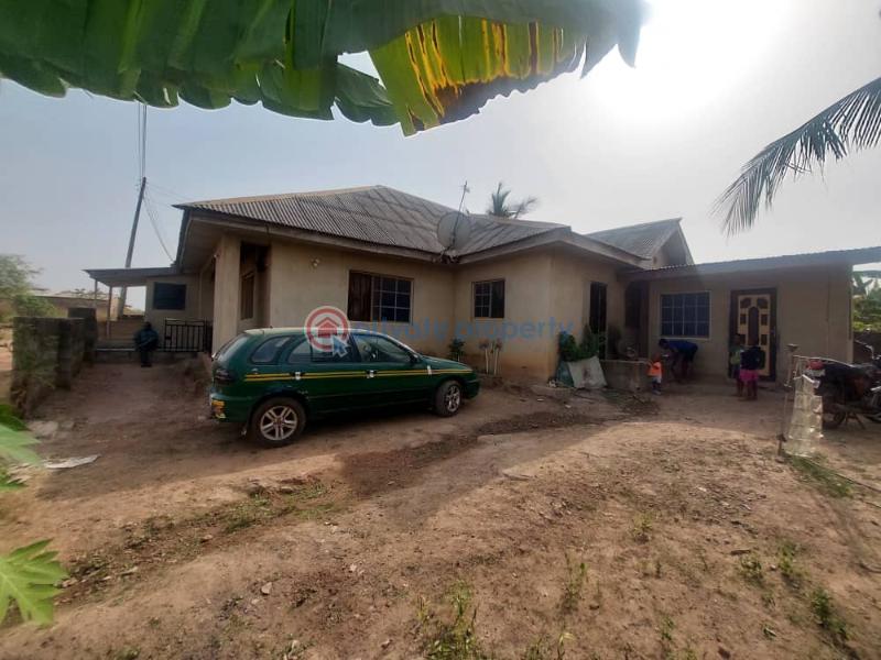 2 bedroom Block Of Flats For Sale Opposite Morekere Primary School , Morekete , Along Tirinmi Road Off Ogtv , Abeokuta , Ogun State. Abeokuta Ogun - 0