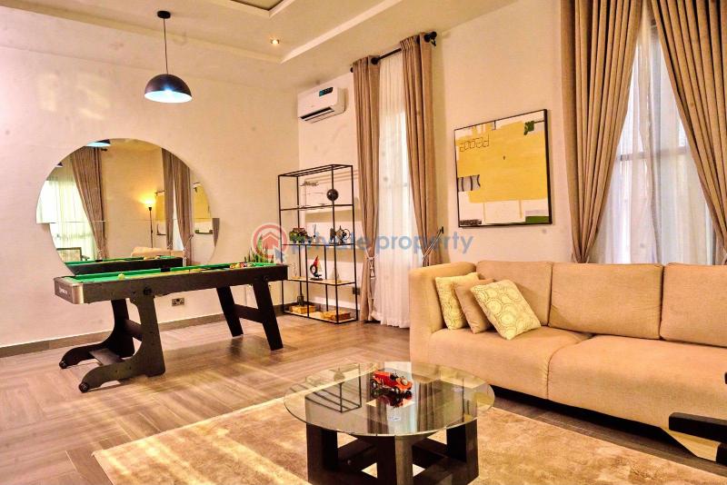 2 bedroom Block Of Flats For Rent Admiralty Lekki Phase 1 Lagos - 1
