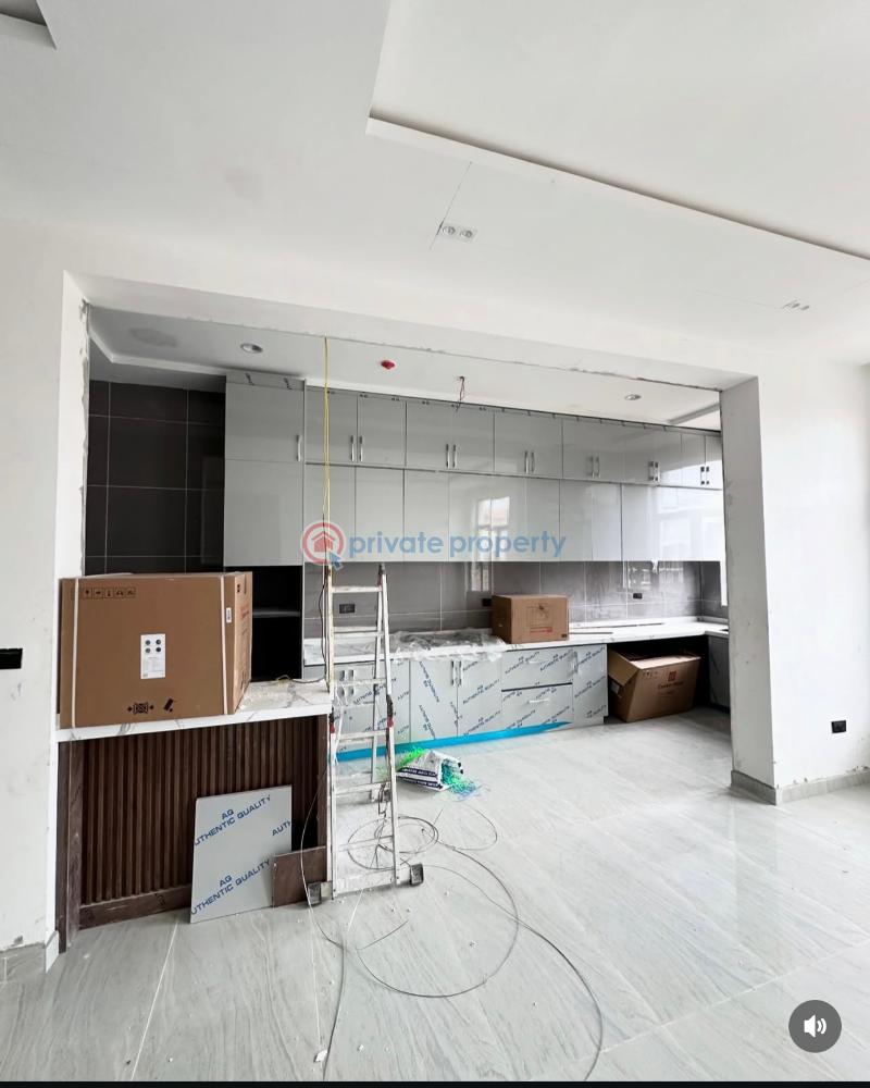 2 bedroom Block Of Flats For Sale Admiralty Lekki Phase 1 Lekki Phase 1 Lagos - 3