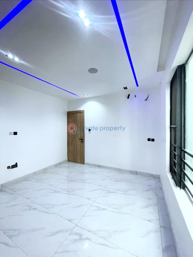 2 bedroom Flat & Apartment For Sale Lekki Phase 1 Lagos - 5