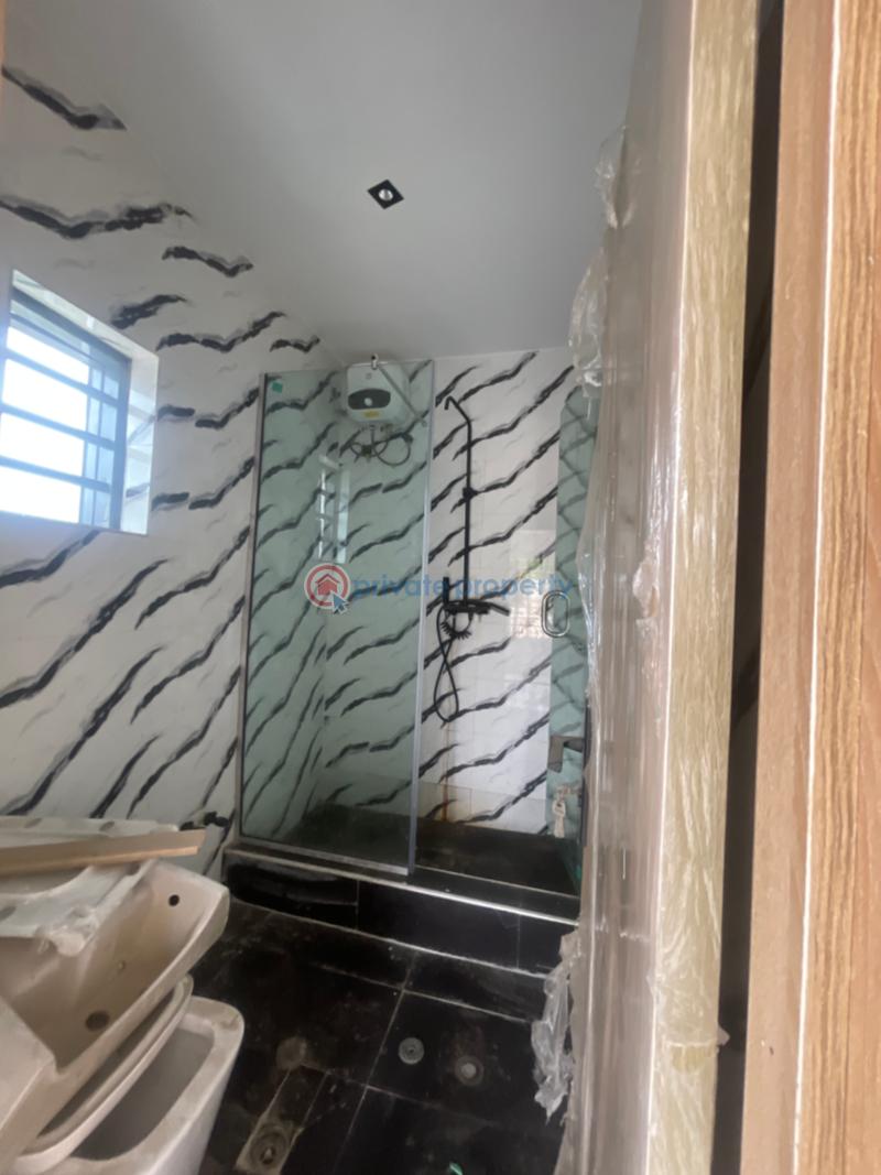 2 bedroom Block Of Flats For Sale Yaba Lagos - 9