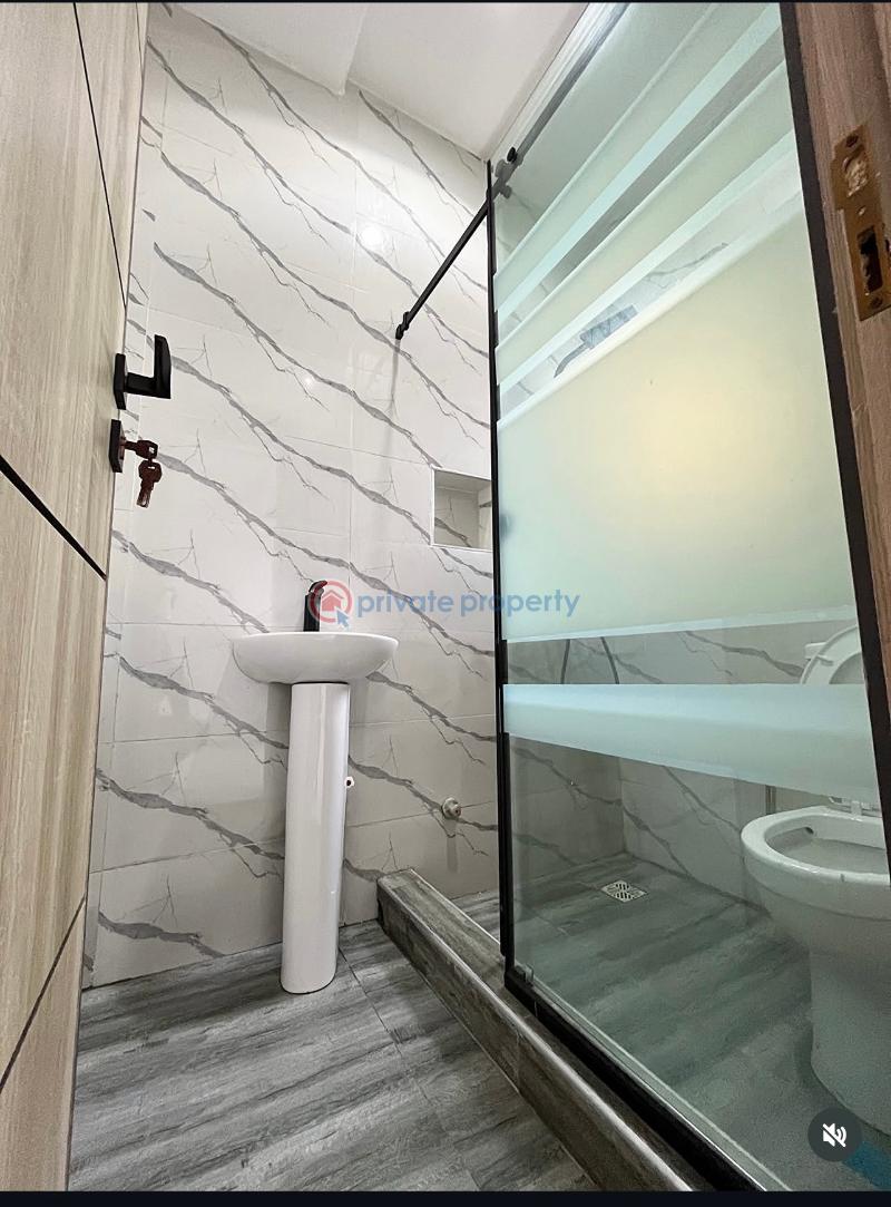 2 bedroom Block Of Flats For Sale Ogudu GRA Lagos - 2