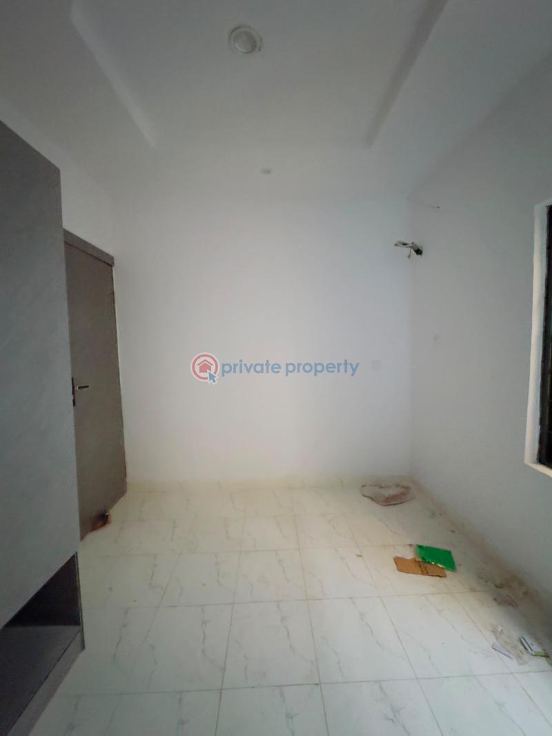 2 bedroom Duplex For Sale Magodo GRA Phase 1 Ojodu Lagos - 2