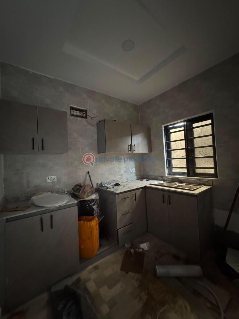 2 bedroom Duplex For Sale Magodo GRA Phase 1 Ojodu Lagos - 3