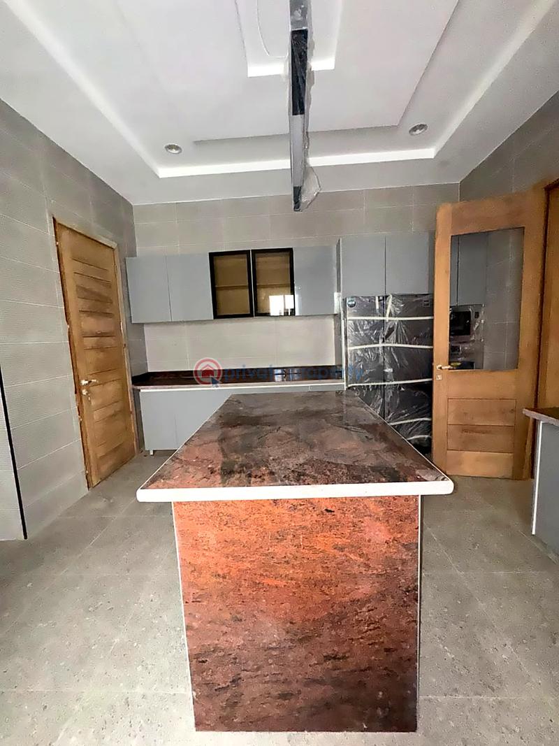 2 bedroom House For Sale Lekki Phase 1 Lagos - 4