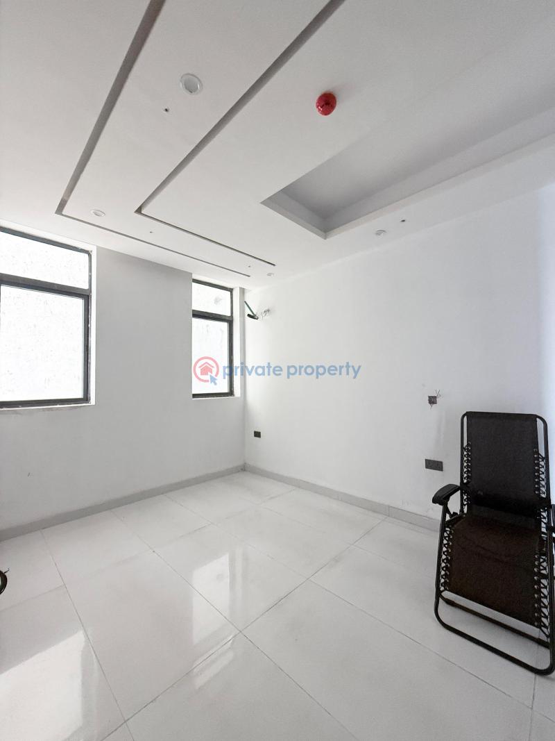 2 bedroom with gym, pool and elevator - 4 2 bedroom Block Of Flats For Sale Admiralty Way Lekki Phase 1 Lagos - 4