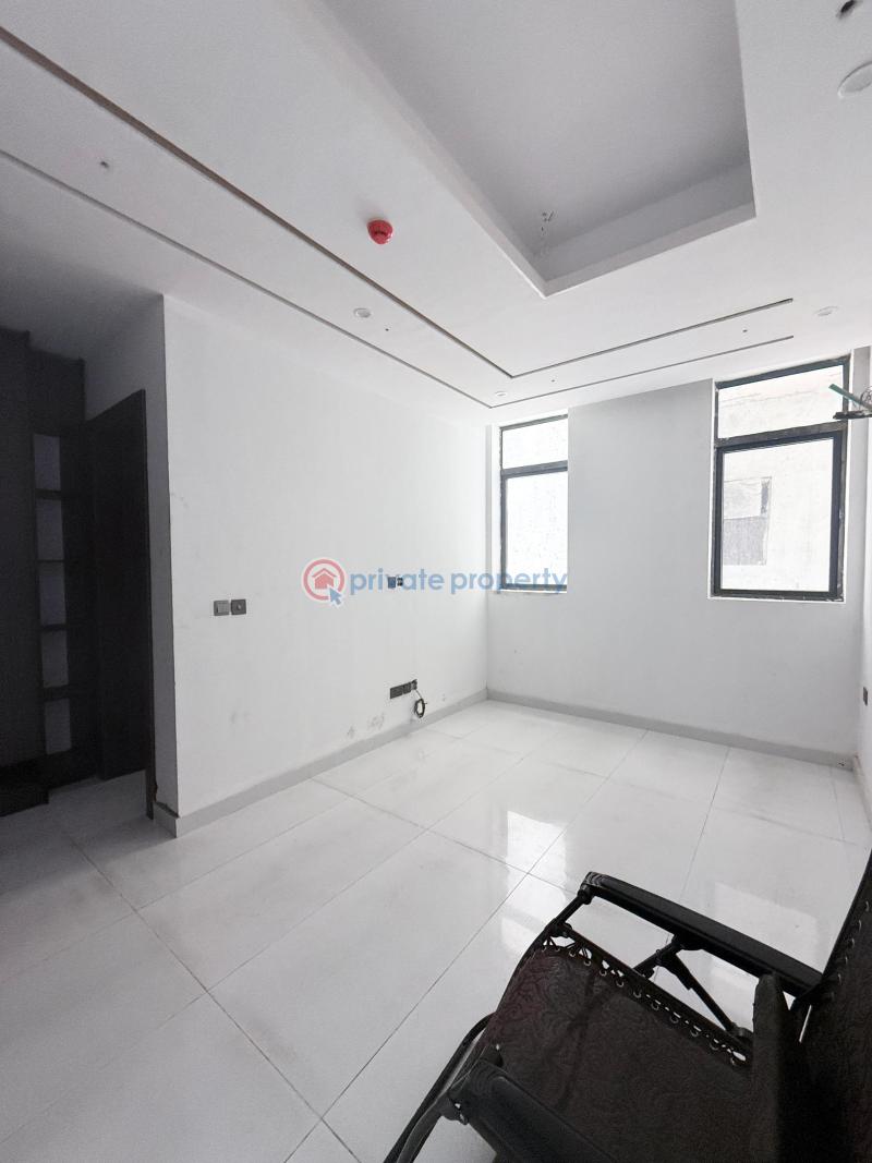 2 bedroom with gym, pool and elevator - 11 2 bedroom Block Of Flats For Sale Admiralty Way Lekki Phase 1 Lagos - 11