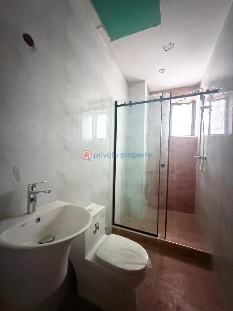 2 bedroom with gym, pool and elevator - 7 2 bedroom Block Of Flats For Sale Admiralty Way Lekki Phase 1 Lagos - 7