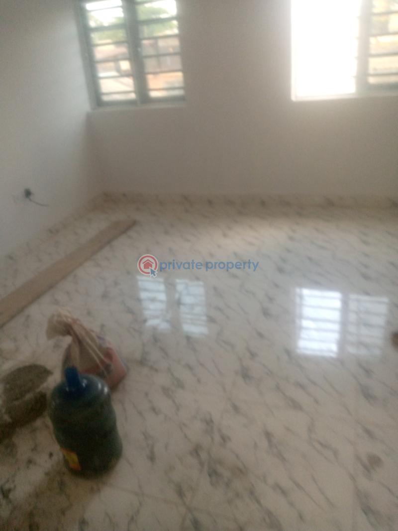 2 bedroom Flat & Apartment For Rent Alimosho Lagos - 0