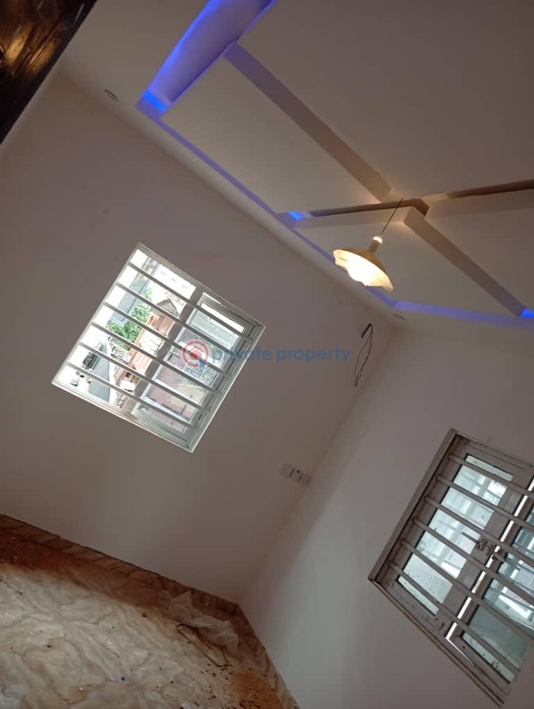 2 bedroom Flat & Apartment For Rent Alimosho Lagos - 2