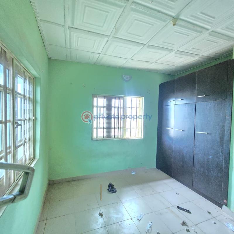 2 bedroom Block Of Flats For Rent Opposite Folacrown Block And Cement Ajibade B/stop Moniya Road Ibadan Moniya Ibadan Oyo - 4