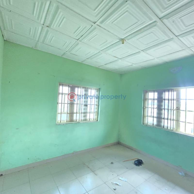 2 bedroom Block Of Flats For Rent Opposite Folacrown Block And Cement Ajibade B/stop Moniya Road Ibadan Moniya Ibadan Oyo - 2