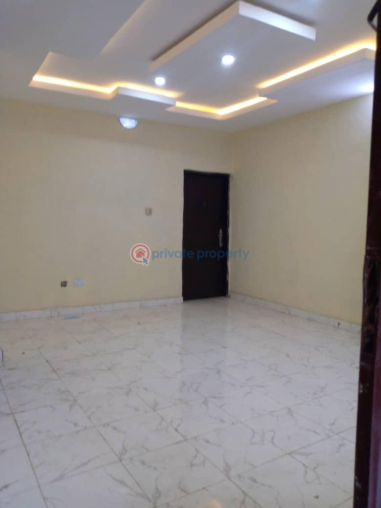 2 bedroom Flat & Apartment For Rent Makoko Yaba Lagos - 1