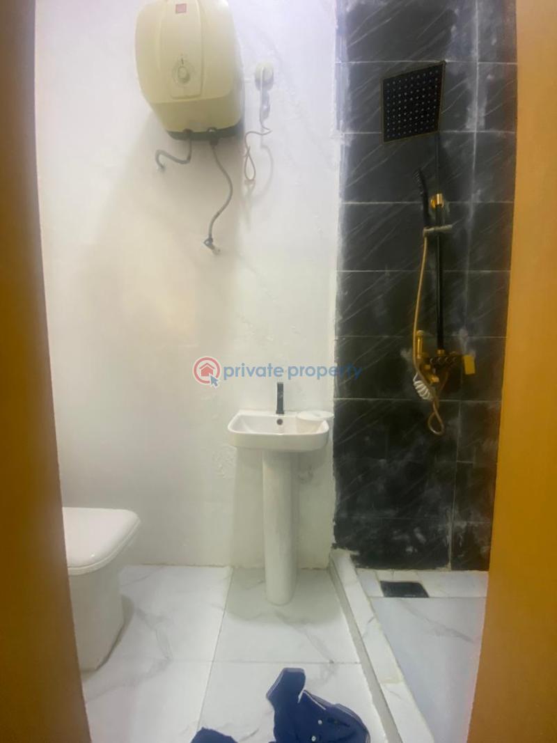 2 bedroom Block Of Flats For Rent Lekki Right Lekki Phase 1 Lagos - 3