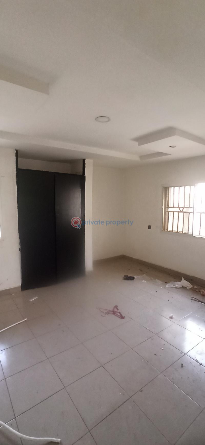 2 bedroom Block Of Flats For Rent Wuse II Abuja Phase 1  - 18