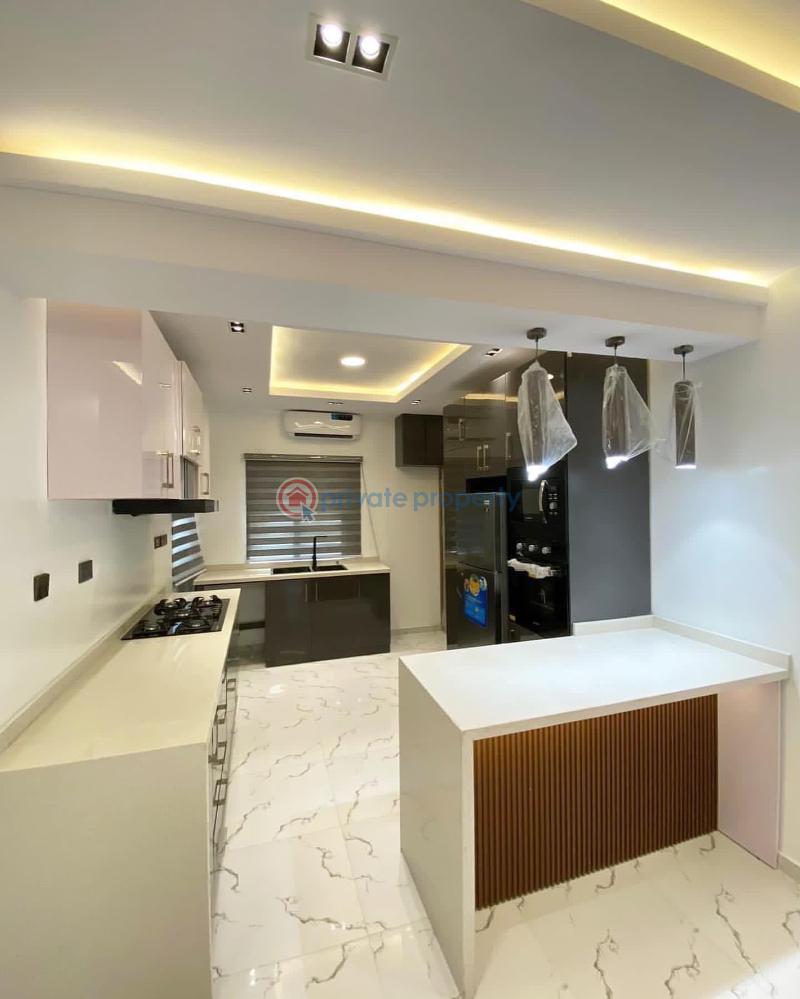 2 bedroom Block Of Flats For Sale Ikate Lekki Lagos - 3