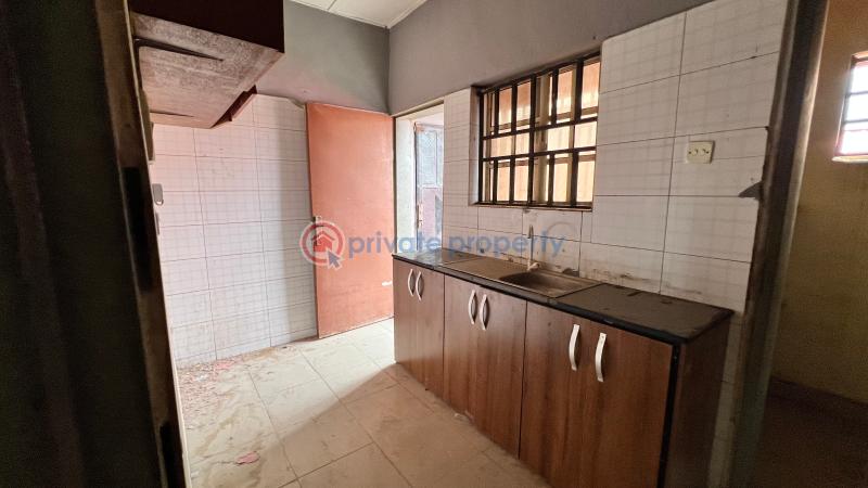 2 bedroom Block Of Flats For Rent Arab Road Kubwa Abuja Phase 4  - 3