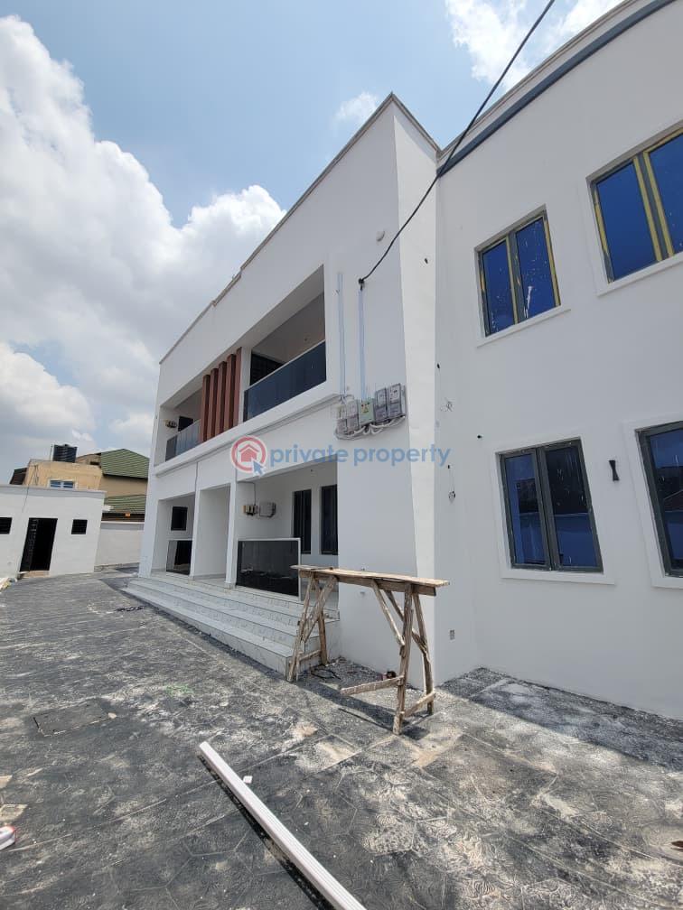 2 bedroom Block Of Flats For Rent Shobande/palace Area, Akala Estate Akobo Ibadan Oyo - 0