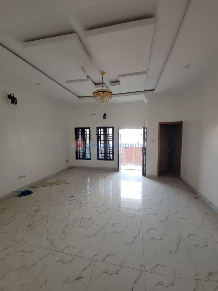 2 bedroom Block Of Flats For Rent Shobande/palace Area, Akala Estate Akobo Ibadan Oyo - 9