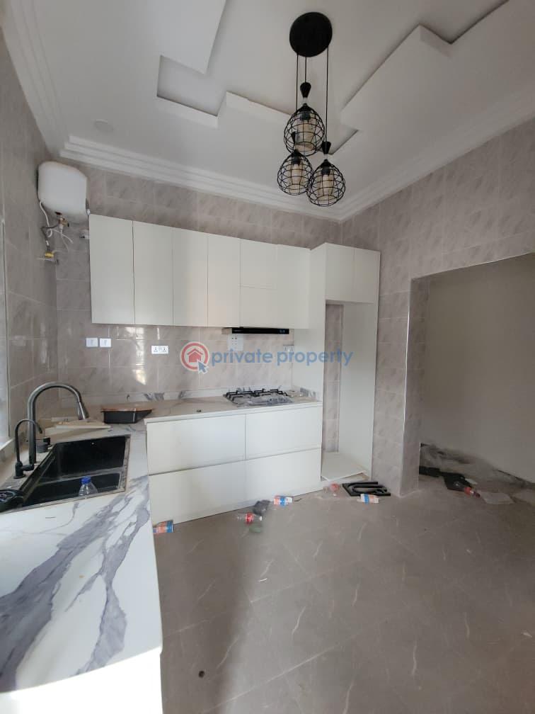 2 bedroom Block Of Flats For Rent Shobande/palace Area, Akala Estate Akobo Ibadan Oyo - 11