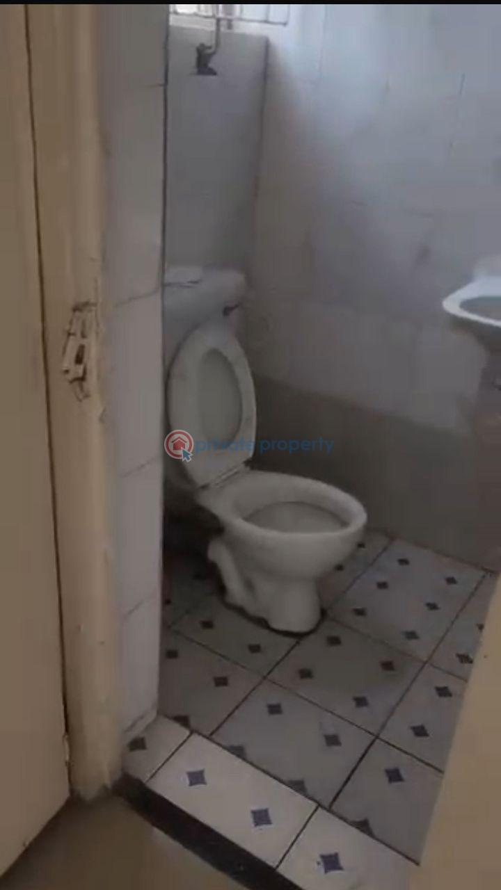 2 bedroom House For Rent Ajao Estate, Anthony Maryland Lagos - 2