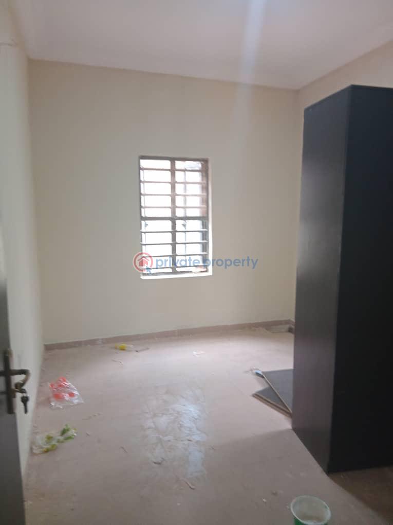 2 bedroom Block Of Flats For Rent Yidi Elebu Akala Express Ibadan Oyo - 3