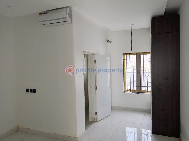 2 bedrooms luxury apartment - 8 2 bedroom Block Of Flats For Sale Guzape Abuja Phase 1  - 8