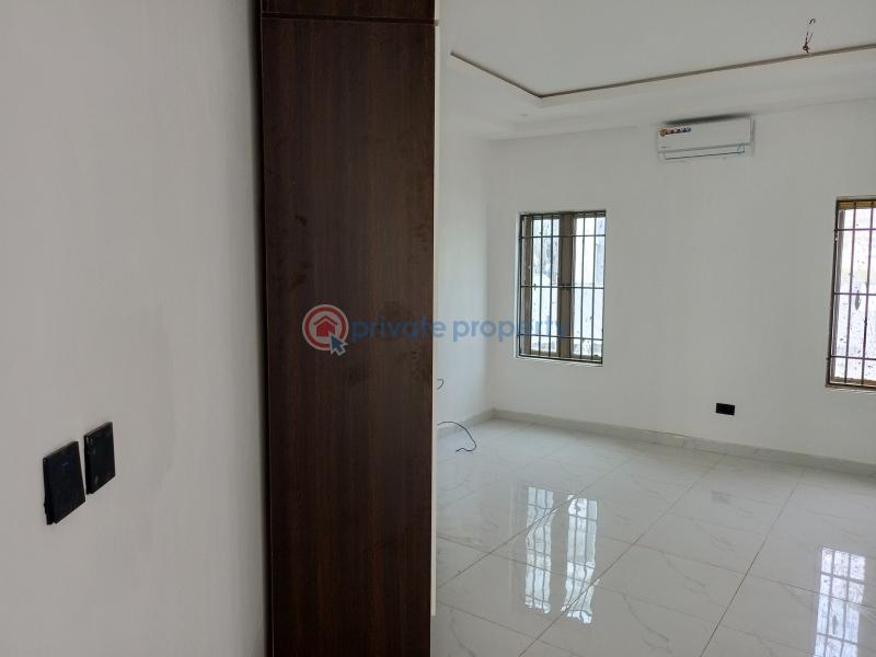 2 bedrooms luxury apartment - 15 2 bedroom Block Of Flats For Sale Guzape Abuja Phase 1  - 15