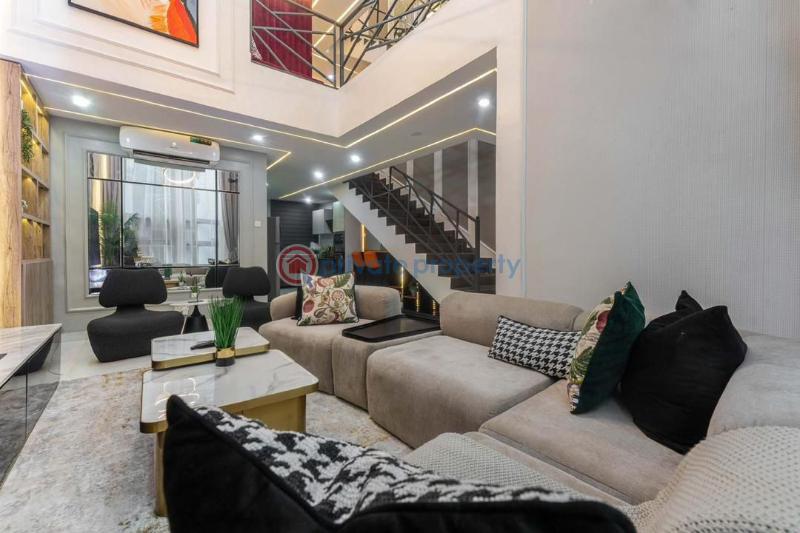2 bedroom Self Contain Short let Off Admiralty Way Lekki Phase 1 Lagos - 0