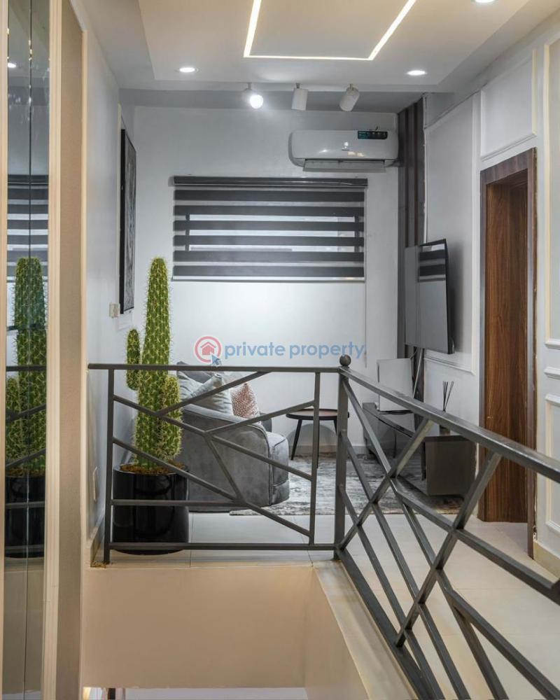 2 bedrooms maisonette  apartment - 12 2 bedroom Self Contain Short let Off Admiralty Way Lekki Phase 1 Lagos - 12
