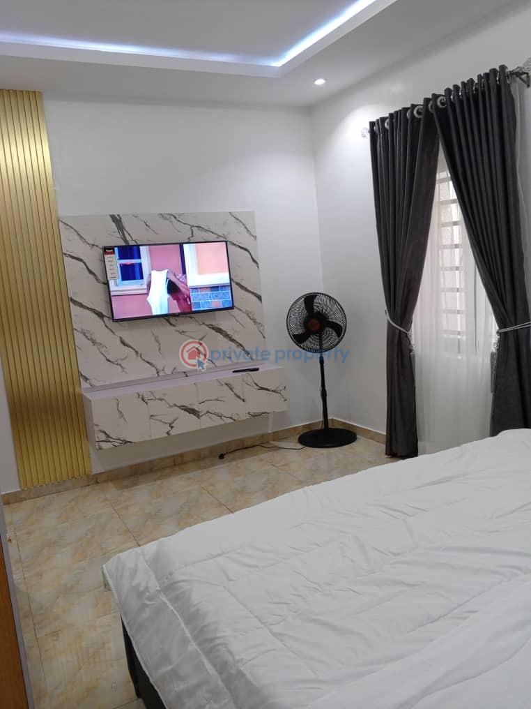 2 bedrooms service apartment - 6 2 bedroom Block Of Flats Short let Off Oluwaleyinmi Street Allen Avenue Ikeja Lagos - 6