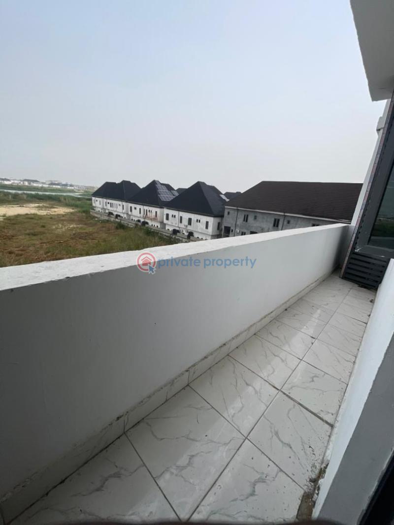 2 bedroom Block Of Flats For Rent Chevron Drive Lekki Lagos - 1