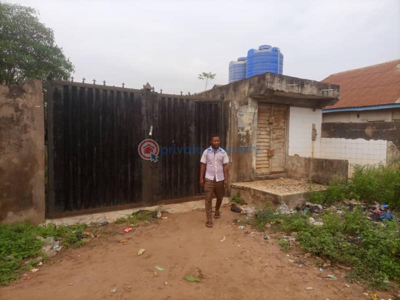 2 bedroom Block Of Flats For Sale Adeniyi Street Odogunyan Ikorodu Odogunyan Ikorodu Lagos - 1