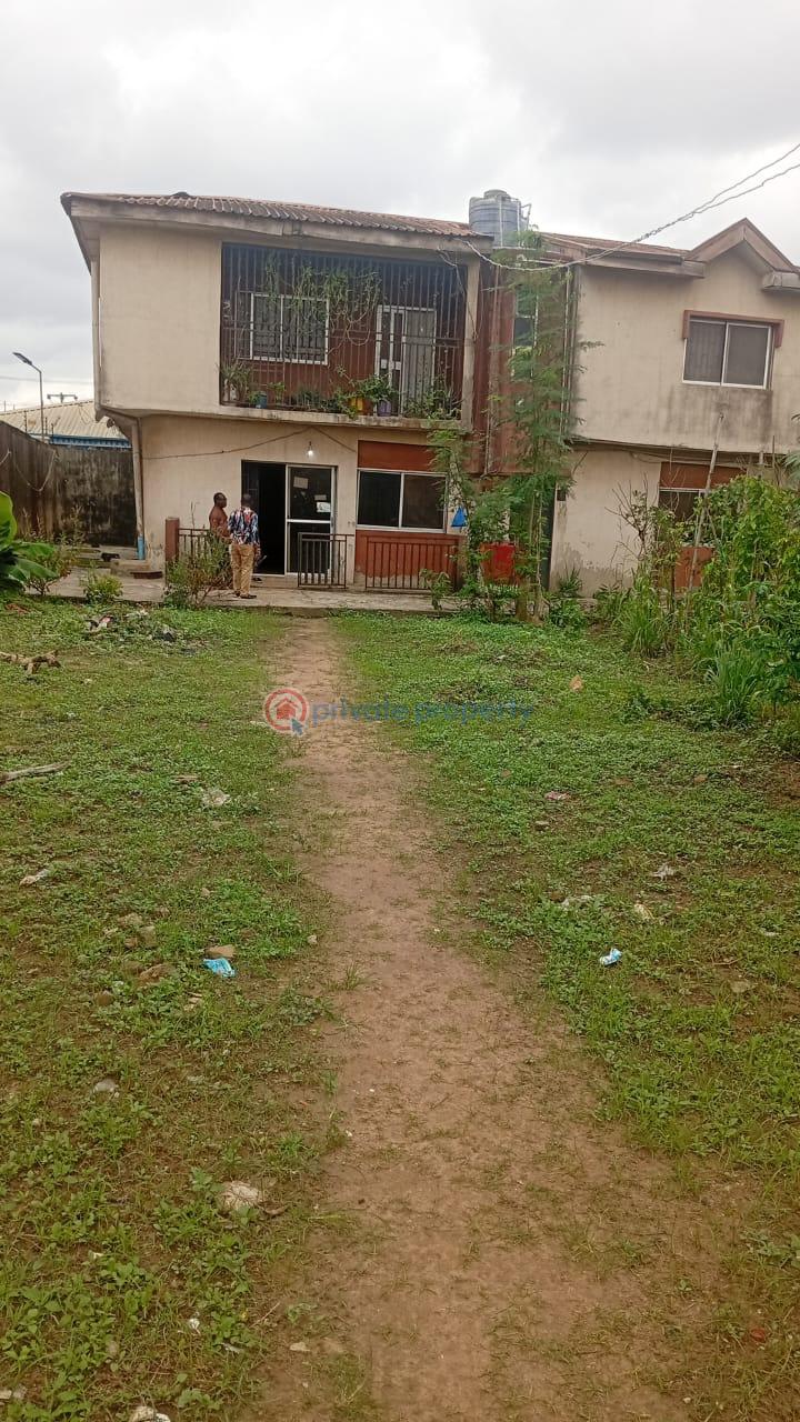 3 bedroom Block Of Flats For Sale Abile Talor Abule Egba Lagos - 3
