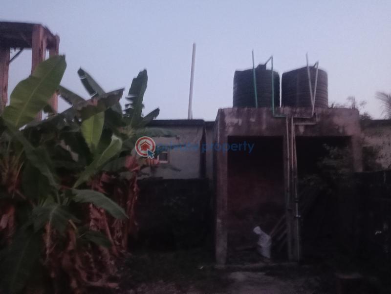4 bedroom Detached Bungalow For Sale Makogi Magboro Lagos Extension Ogun - 3