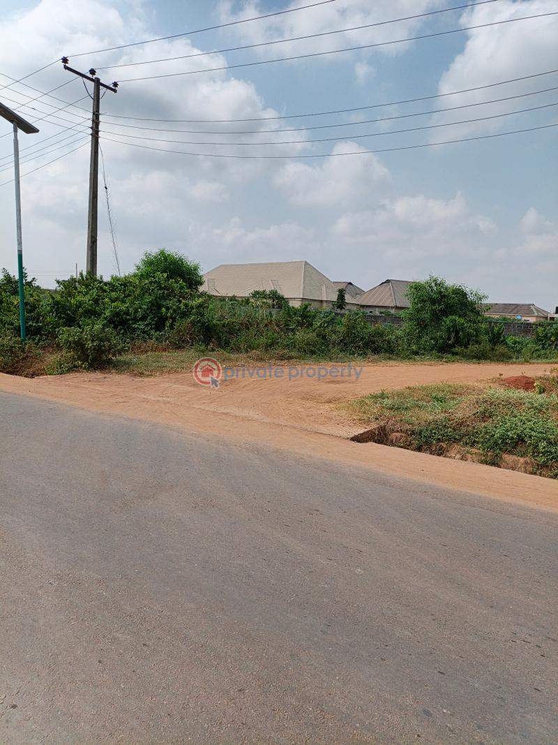 Commercial Land For Sale Off Gberigbe Rd Ikorodu Gberigbe Ikorodu Lagos - 1