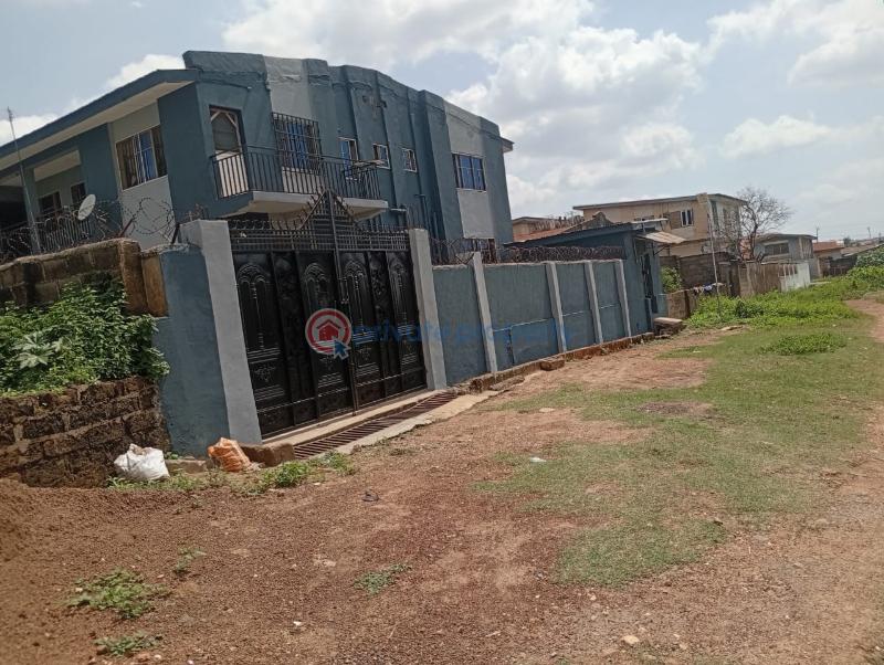 Land For Sale At Poplat Petrol Station Iwo Road Ibadan Oyo - 1