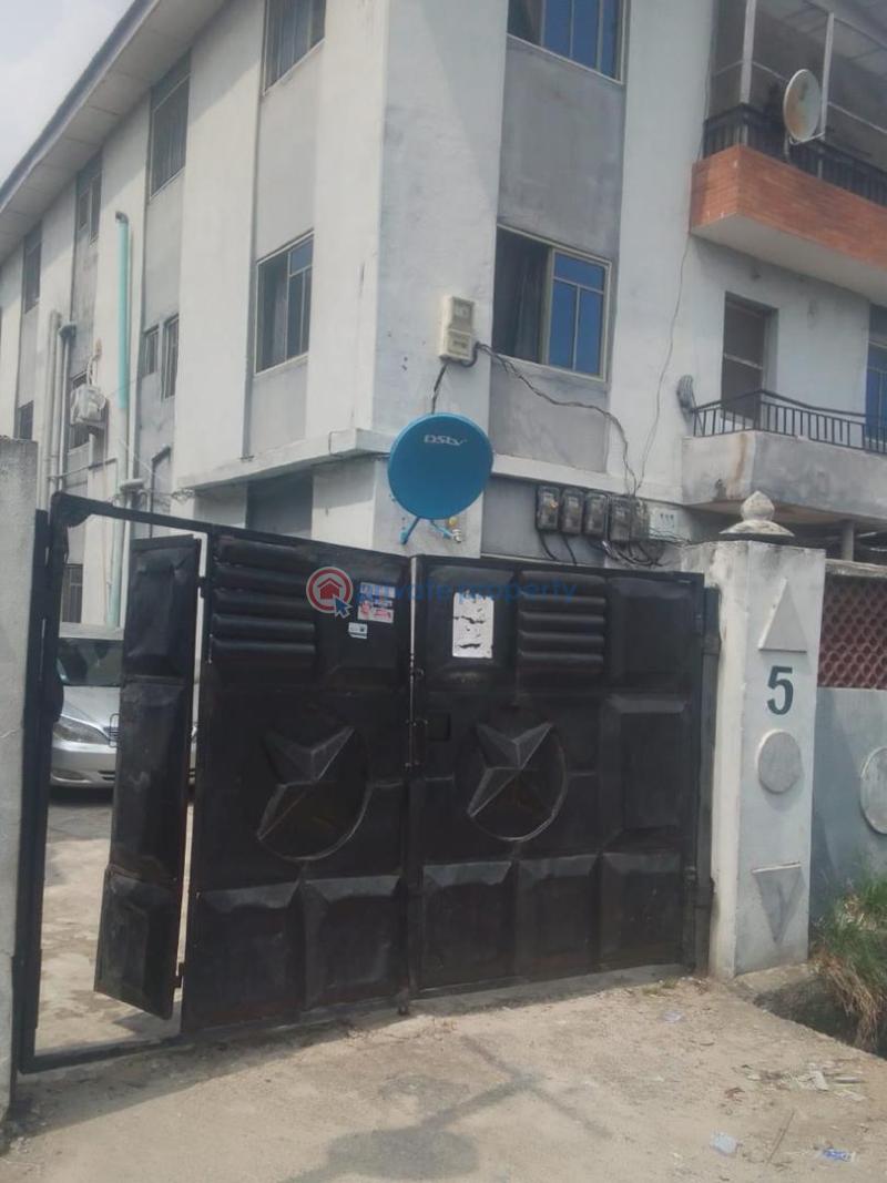 House For Sale Ijagun Street By Alapere Roundabout Ketu Lagos State. Ketu Kosofe/Ikosi Lagos