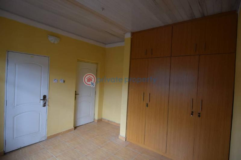 2 bedroom Block Of Flats For Sale Araromi, Up Jesus Nihort Area Jericho Ibadan Oyo - 0