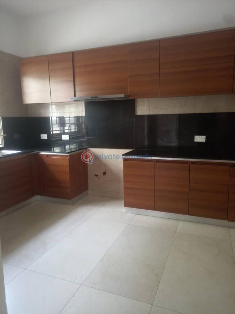 2 unit of 3 bed maisonette - 8 6 bedroom Maisonette For Sale Osapa London Lekki Lagos - 8