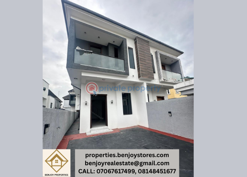 4 bedroom Detached Duplex For Sale Chevron Lekki Lagos - 0