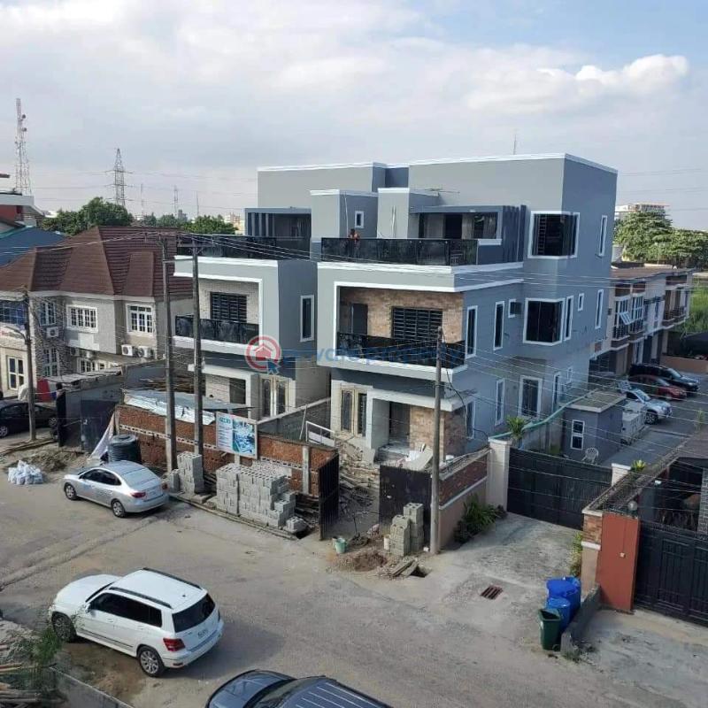 For sale 5 bedroom Duplex Adeniyi Jones Ikeja Lagos (PID 2PAAEZ