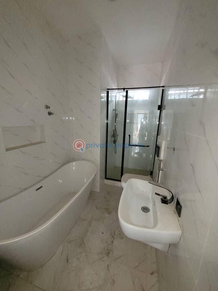 3 bedroom House For Sale Agbaoku Opebi Ikeja Lagos - 13