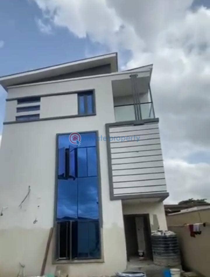 4 bedroom Semi detached Duplex For Sale Ifako Gbagada, Gbagada Lagos - 1